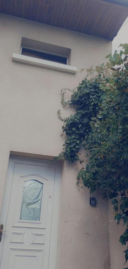 Apartamento PAVILLON SUR COUR 2 ÉTAGE avec ESCALIER COLIMAÇON 5 MN PARIS Cachan Exterior foto