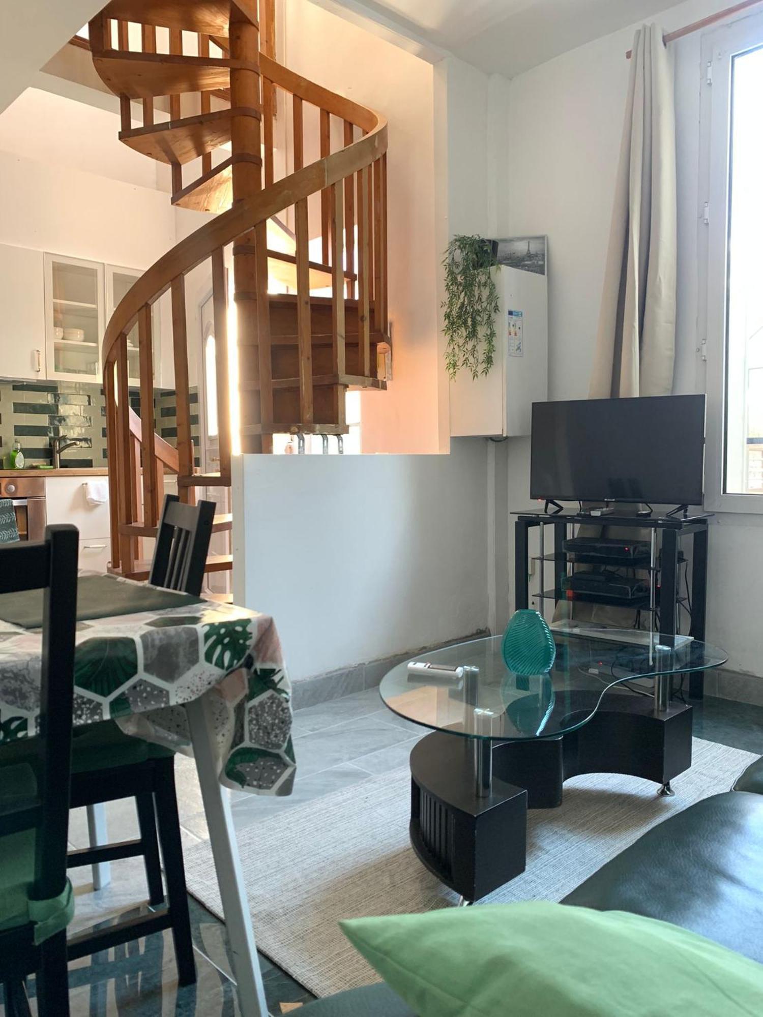 Apartamento PAVILLON SUR COUR 2 ÉTAGE avec ESCALIER COLIMAÇON 5 MN PARIS Cachan Exterior foto
